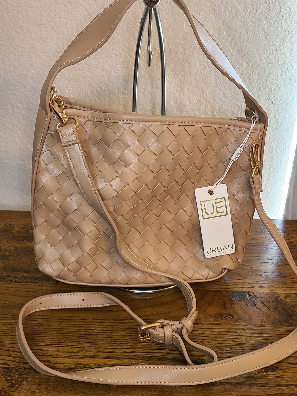 Urban Expressions Natural Woven Shoulder Bag in Cream